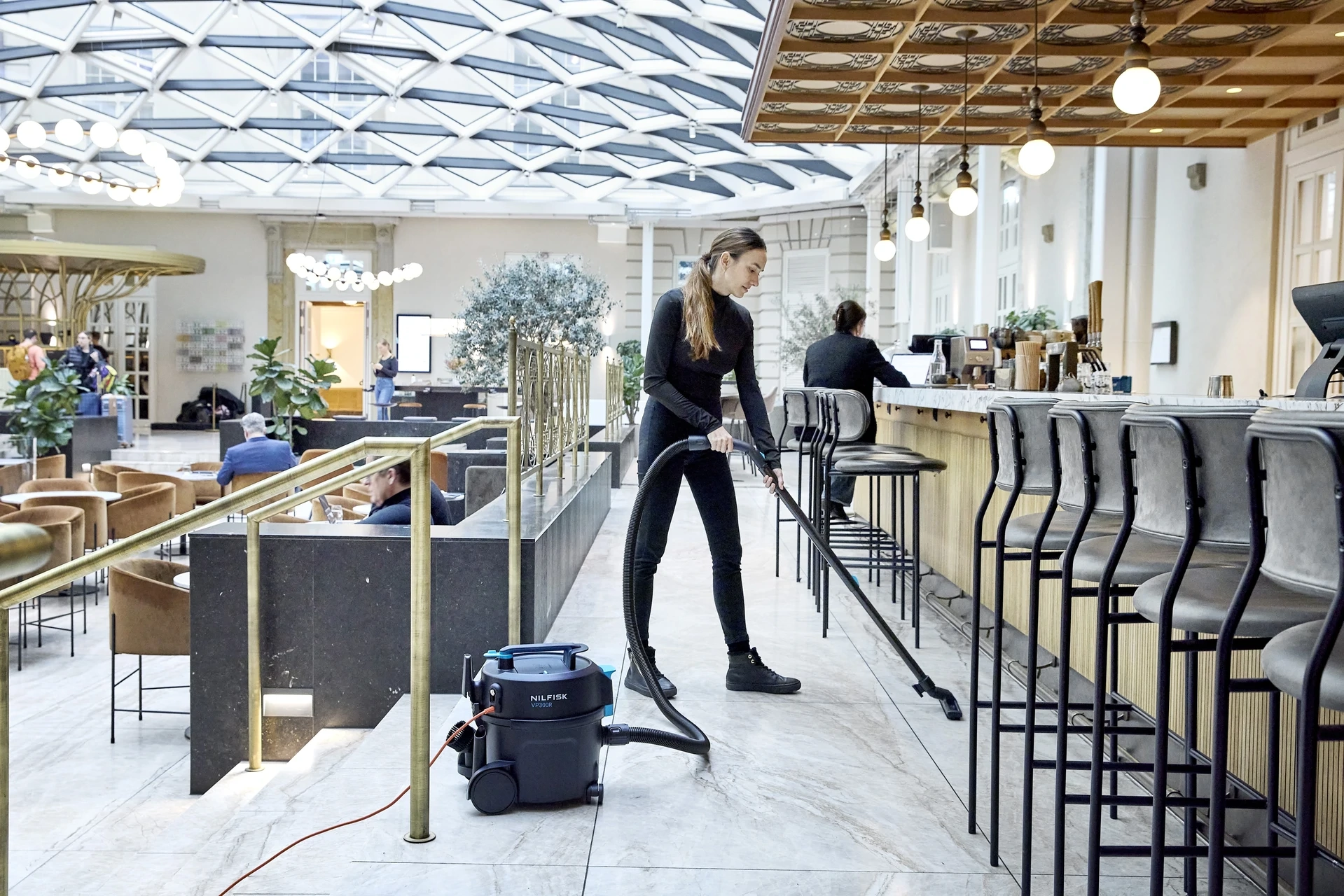 Nilfisk VP300 Canister Vacuum